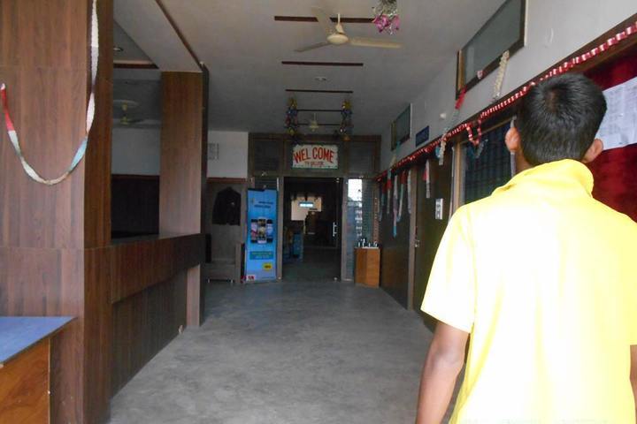 https://cache.careers360.mobi/media/colleges/social-media/media-gallery/19869/2020/4/18/Campus Inner View of Maharani Laxmi Bai College of Technology Rewa_Others.jpg